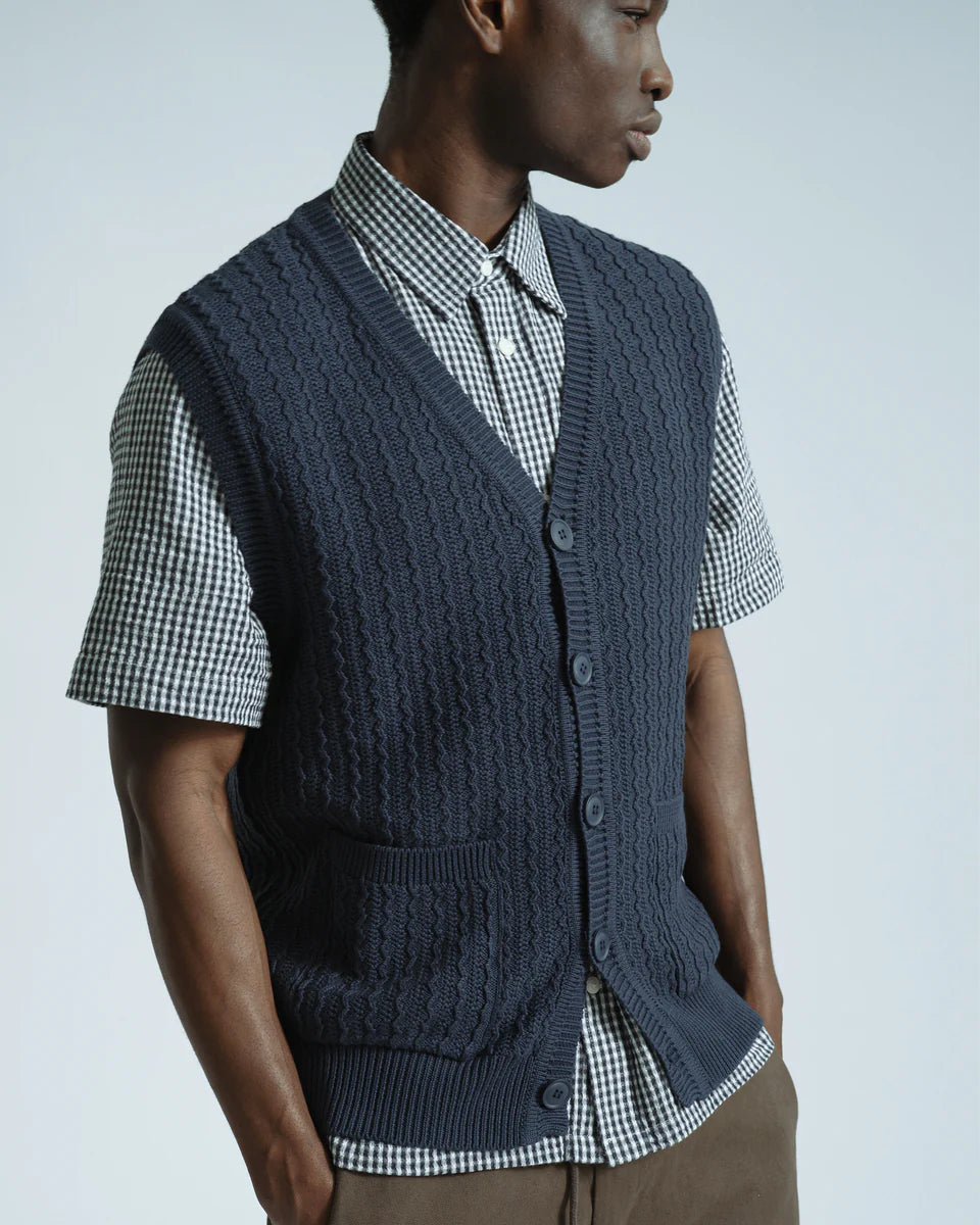 Cropper Sleeveless Herren Cardigan-Far Afield-Pullis & Sweatshirts-ROTATION BOUTIQUE BERLIN