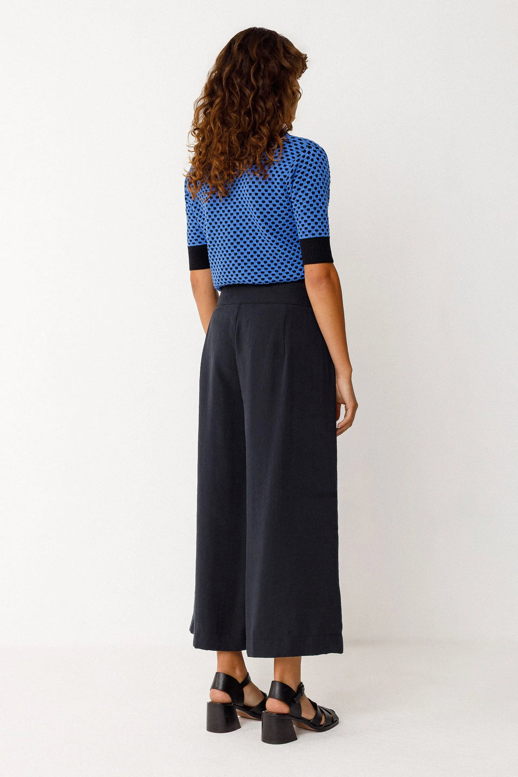 Damen Midi Hose Enetz-SKFK-Hosen-ROTATION BOUTIQUE BERLIN