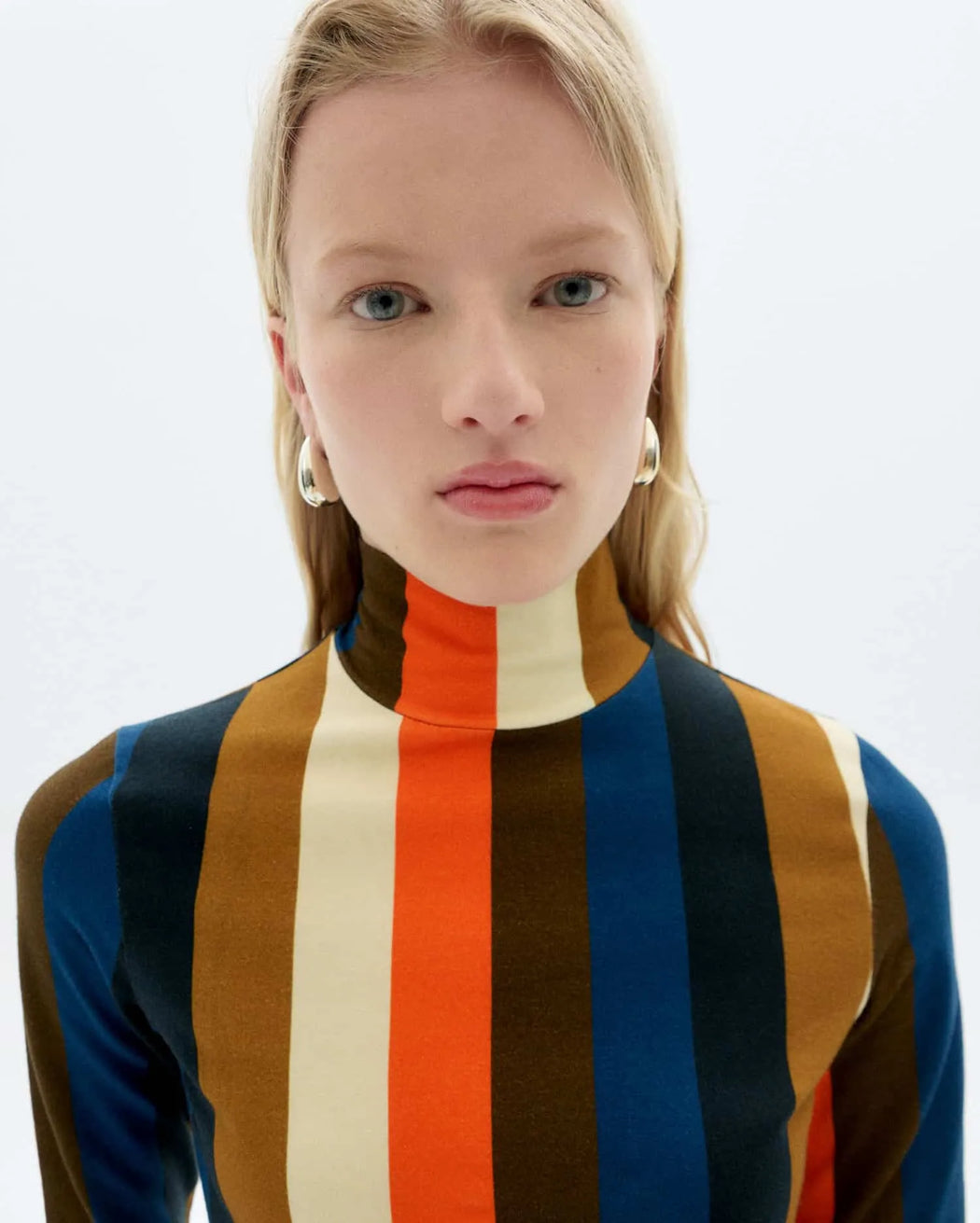 Gestreiftes Stehkragentop-Thinking Mu-Pullis & Sweatshirts-ROTATION BOUTIQUE BERLIN