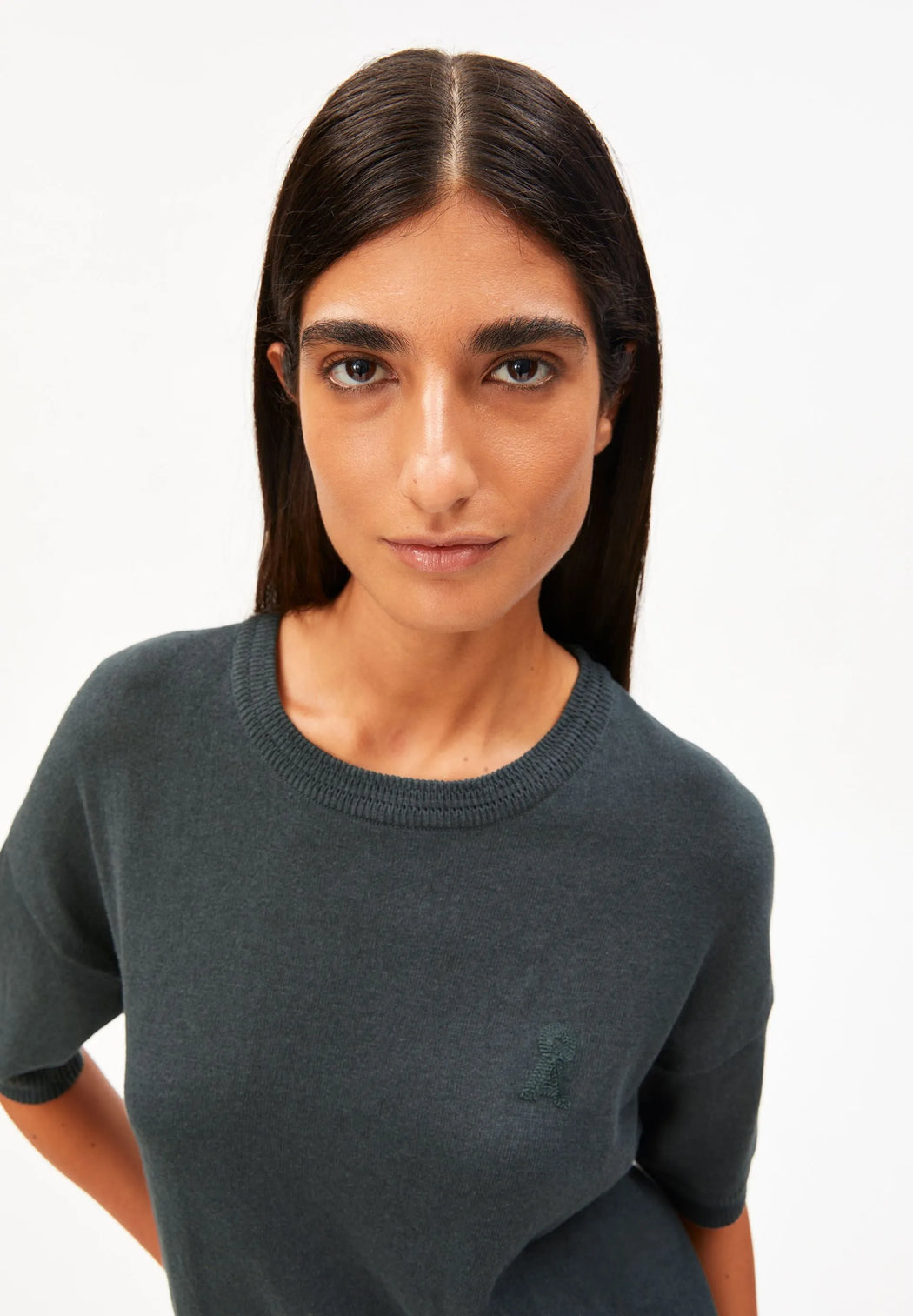 Short Sleeve Linen Blend Knit Sweater-Armedangels-Pullis & Sweatshirts-ROTATION BOUTIQUE BERLIN