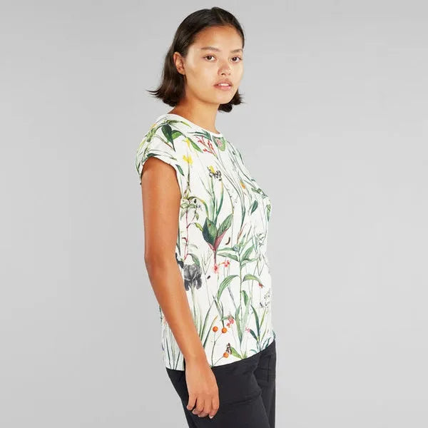 Visby Flower Field - T-Shirt-Dedicated-T-Shirts-ROTATION BOUTIQUE BERLIN